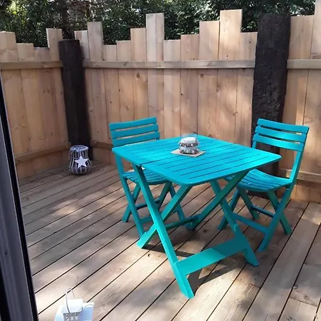 Les Pieds Dans L'eau Bed & Breakfast