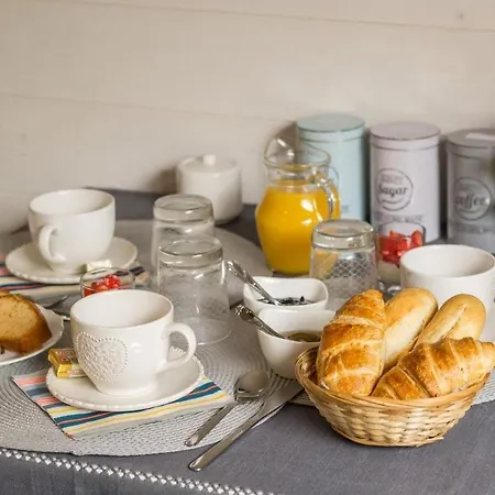 Les Pieds Dans L'eau 3*