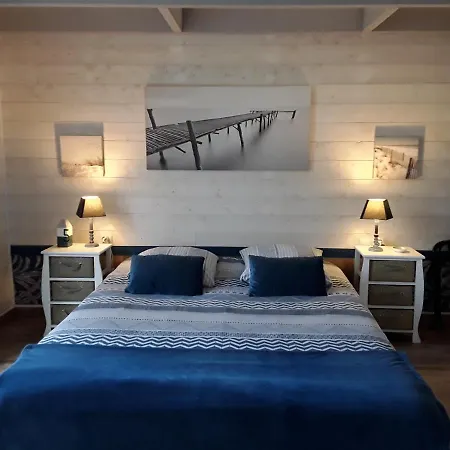 Les Pieds Dans L'eau 3* Merville-Franceville-Plage