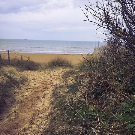 Les Pieds Dans L'eau Panzió