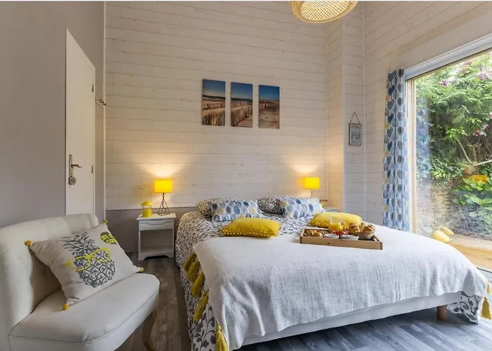 Les Pieds Dans L'eau 3* Merville-Franceville-Plage