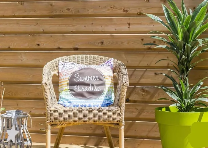 Couette-café Les Pieds Dans L'eau 3*