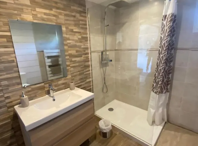 Les Pieds Dans L'eau