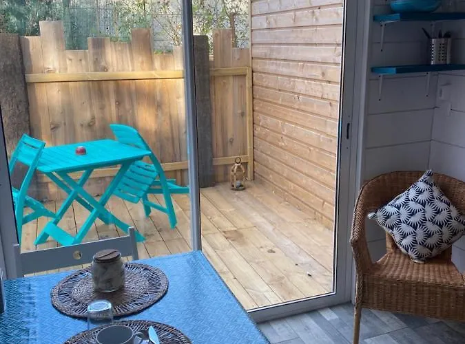 Alojamento de Acomodação e Pequeno-almoço Les Pieds Dans L'eau