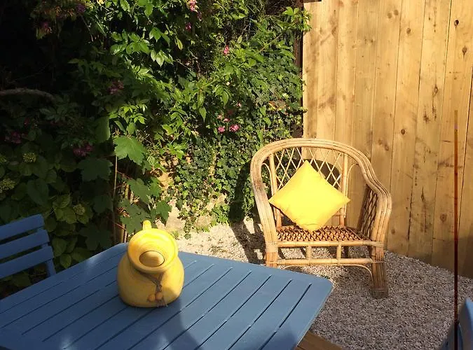 Couette-café Les Pieds Dans L'eau 3*